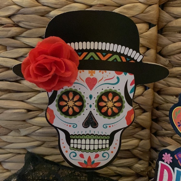 💀 Set of Three - Dia De Los Muertos Decor - Picture 4 of 7